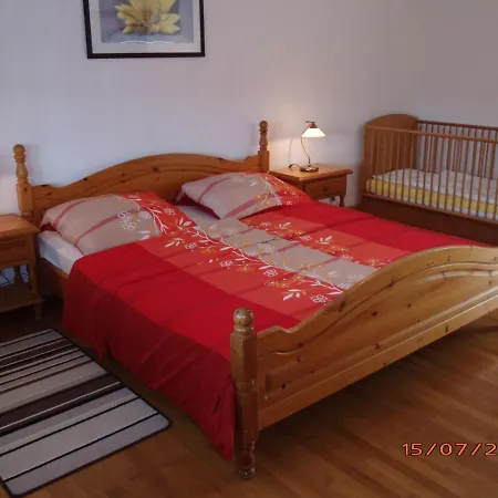 בית נופש - Vakantiehuis, Ferienwohnung, 100 Qm, Rollmann, 54578 Nohn, Eifel- Nuerburgring
