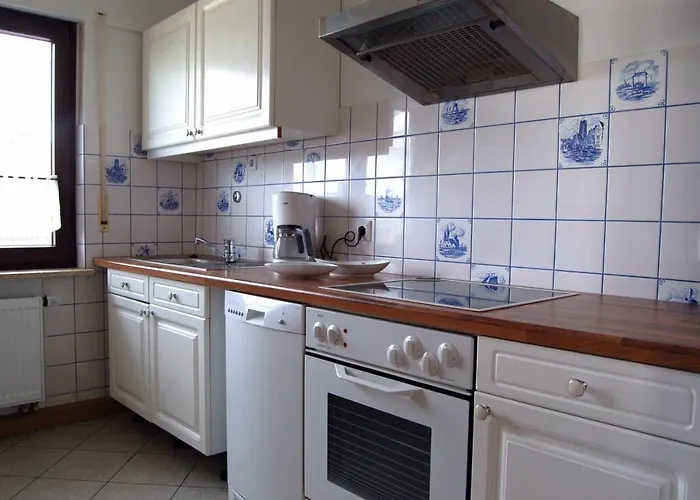 - Vakantiehuis, Ferienwohnung, 100 Qm, Rollmann, 54578 Nohn, Eifel- Nuerburgring Holiday home *